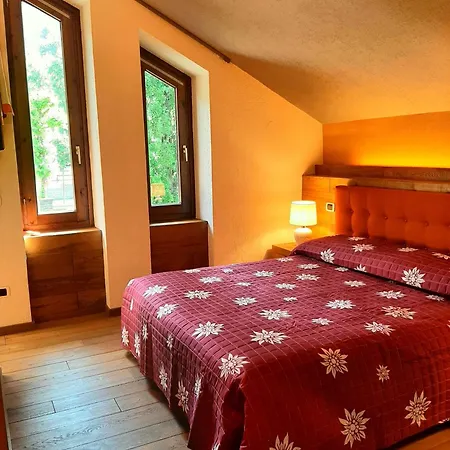 Very Big With Mountain View Viale Monte Bianco Cir -vda- - 0013 Lejlighed Courmayeur